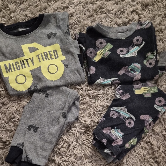 Carter's Other - 2 Sets- Carter's Gray and Black Truck Pajama Set